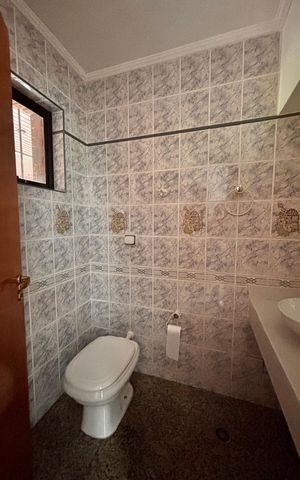 Casa de condomínio para alugar com 600m², 5 quartos e 3 vagas Casa de condomínio para alugar com 600m², 5 quartos e 3 vagasLavabo