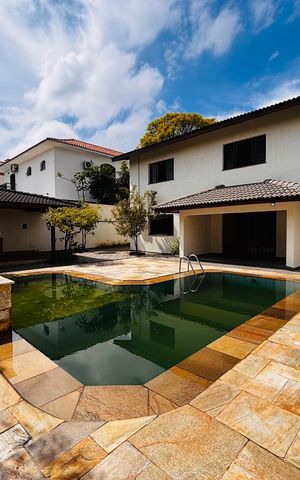 Casa de condomínio para alugar com 600m², 5 quartos e 3 vagas Casa de condomínio para alugar com 600m², 5 quartos e 3 vagasPiscina
