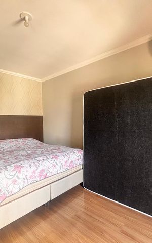 Casa à venda com 150m², 3 quartos e 5 vagas Casa à venda com 150m², 3 quartos e 5 vagasQuarto 1