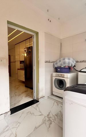 Casa à venda com 150m², 3 quartos e 5 vagas Casa à venda com 150m², 3 quartos e 5 vagasLavanderia