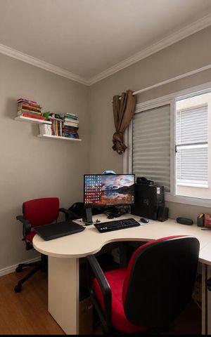 Casa à venda com 150m², 3 quartos e 5 vagas Casa à venda com 150m², 3 quartos e 5 vagasQuarto 3 / escritório