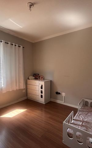 Casa à venda com 150m², 3 quartos e 5 vagas Casa à venda com 150m², 3 quartos e 5 vagasQuarto 2