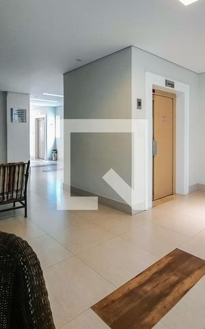 Apartamento para alugar com 160m², 3 quartos e 4 vagas Apartamento para alugar com 160m², 3 quartos e 4 vagasÁrea comum - Salão de festas