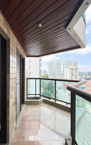 Apartamento para alugar com 160m², 3 quartos e 4 vagas Apartamento para alugar com 160m², 3 quartos e 4 vagasSacada - Quartos