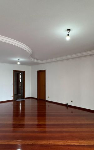 Apartamento para alugar com 160m², 3 quartos e 4 vagas Apartamento para alugar com 160m², 3 quartos e 4 vagasSala