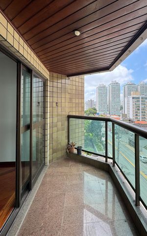 Apartamento para alugar com 160m², 3 quartos e 4 vagas Apartamento para alugar com 160m², 3 quartos e 4 vagasSacada