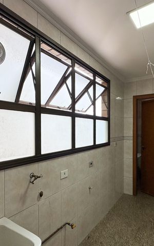 Apartamento para alugar com 160m², 3 quartos e 4 vagas Apartamento para alugar com 160m², 3 quartos e 4 vagasÁrea de Serviço