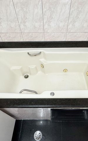 Apartamento para alugar com 160m², 3 quartos e 4 vagas Apartamento para alugar com 160m², 3 quartos e 4 vagasBanheiro - Suíte