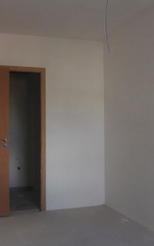 Apartamento à venda com 75m², 2 quartos e 2 vagasSuíte