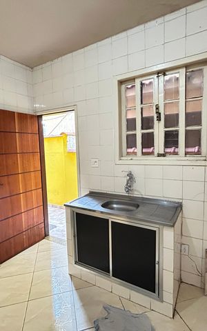 Casa para alugar com 60m², 2 quartos e sem vagaCozinha