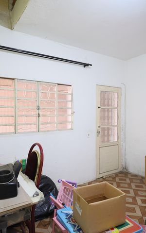 Casa à venda com 172m², 4 quartos e 2 vagasSala 2
