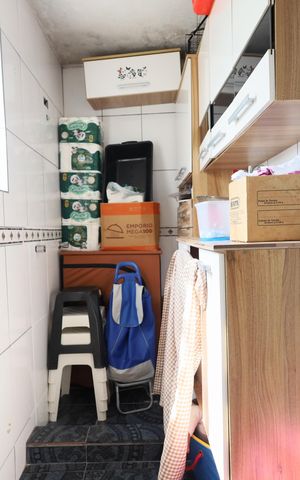 Casa à venda com 172m², 4 quartos e 2 vagasBanheiro 1