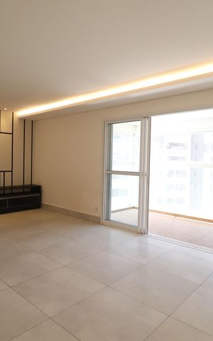 Apartamento para alugar com 109m², 3 quartos e 2 vagasSala