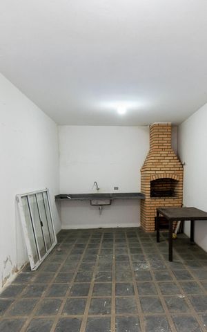 Casa de condomínio para alugar com 80m², 3 quartos e 4 vagas Casa de condomínio para alugar com 80m², 3 quartos e 4 vagasÁrea comum - Churrasqueira