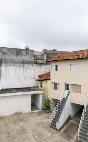 Casa de condomínio para alugar com 80m², 3 quartos e 4 vagas Casa de condomínio para alugar com 80m², 3 quartos e 4 vagasVista da Suíte
