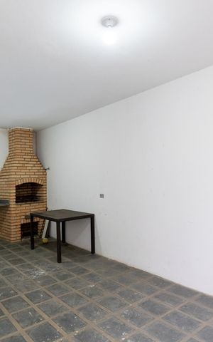 Casa de condomínio para alugar com 80m², 3 quartos e 4 vagas Casa de condomínio para alugar com 80m², 3 quartos e 4 vagasÁrea comum - Churrasqueira