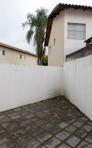 Casa de condomínio para alugar com 80m², 3 quartos e 4 vagas Casa de condomínio para alugar com 80m², 3 quartos e 4 vagasÁrea de Serviço