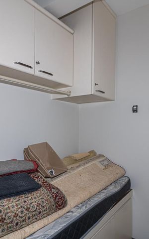 Apartamento à venda com 300m², 4 quartos e 4 vagas Apartamento à venda com 300m², 4 quartos e 4 vagasDependência