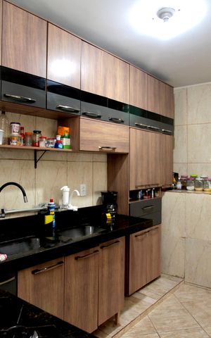 Casa para alugar com 386m², 3 quartos e 5 vagas Casa para alugar com 386m², 3 quartos e 5 vagasCozinha e Área de Serviço