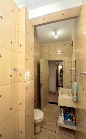 Casa para alugar com 386m², 3 quartos e 5 vagas Casa para alugar com 386m², 3 quartos e 5 vagasBanheiro Social