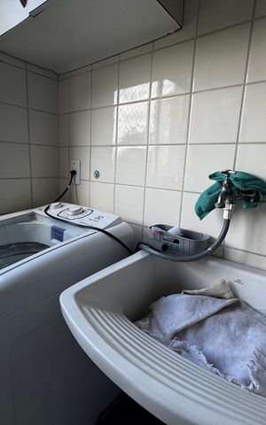 Apartamento à venda com 55m², 2 quartos e 1 vaga Apartamento à venda com 55m², 2 quartos e 1 vagaÁrea de Serviço