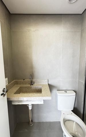 Apartamento para alugar com 46m², 2 quartos e 1 vaga Apartamento para alugar com 46m², 2 quartos e 1 vagaBanheiro