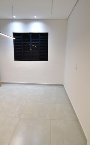 Casa para alugar com 120m², 2 quartos e 2 vagasQuarto 1