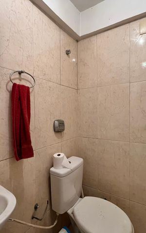 Casa de condomínio à venda com 190m², 3 quartos e 4 vagas Casa de condomínio à venda com 190m², 3 quartos e 4 vagasLavabo