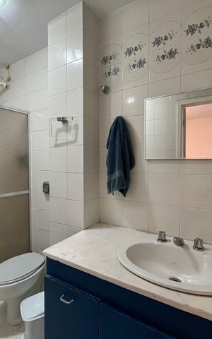 Casa de condomínio à venda com 190m², 3 quartos e 4 vagas Casa de condomínio à venda com 190m², 3 quartos e 4 vagasBanheiro suíte 1