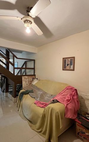 Casa de condomínio à venda com 190m², 3 quartos e 4 vagas Casa de condomínio à venda com 190m², 3 quartos e 4 vagasSala