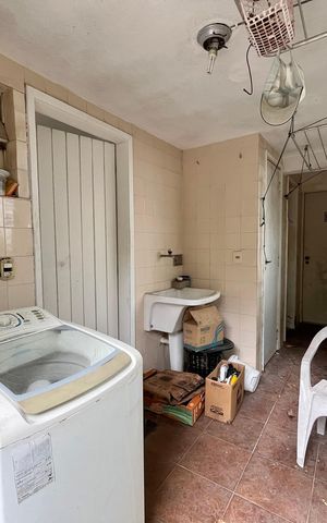 Casa de condomínio à venda com 190m², 3 quartos e 4 vagas Casa de condomínio à venda com 190m², 3 quartos e 4 vagasÁrea de Serviço