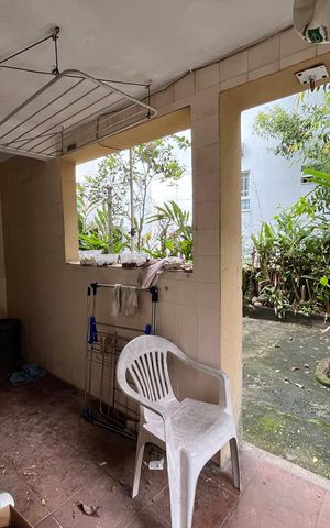 Casa de condomínio à venda com 190m², 3 quartos e 4 vagas Casa de condomínio à venda com 190m², 3 quartos e 4 vagasÁrea de Serviço
