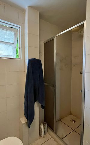 Casa de condomínio à venda com 190m², 3 quartos e 4 vagas Casa de condomínio à venda com 190m², 3 quartos e 4 vagasBanheiro 3