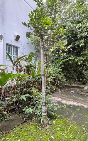 Casa de condomínio à venda com 190m², 3 quartos e 4 vagas Casa de condomínio à venda com 190m², 3 quartos e 4 vagasQuintal