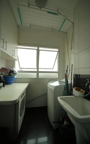 Apartamento à venda com 70m², 3 quartos e 1 vagaÁrea de Serviço