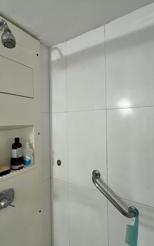 Studio para alugar com 48m², 1 quarto e 1 vaga Studio para alugar com 48m², 1 quarto e 1 vagaBanheiro