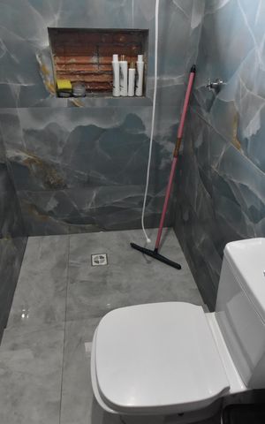 Casa à venda com 250m², 3 quartos e 2 vagasBanheiro 2