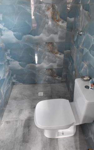 Casa à venda com 250m², 3 quartos e 2 vagasBanheiro da Suíte