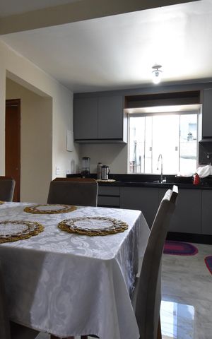 Casa à venda com 250m², 3 quartos e 2 vagasCozinha