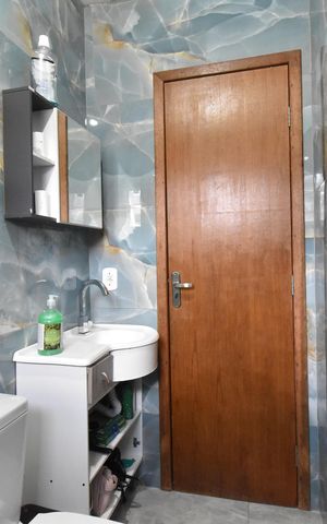 Casa à venda com 250m², 3 quartos e 2 vagasBanheiro 2