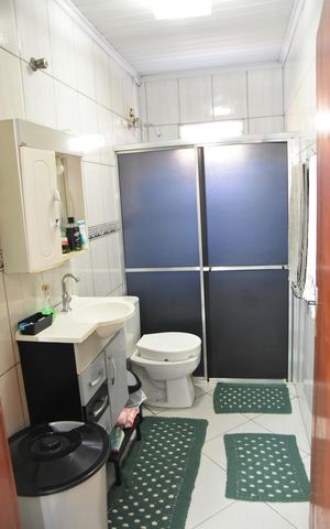 Casa à venda com 94m², 2 quartos e 2 vagas Casa à venda com 94m², 2 quartos e 2 vagasbanheiro