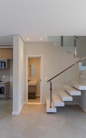 Casa de condomínio para alugar com 130m², 3 quartos e 2 vagas Casa de condomínio para alugar com 130m², 3 quartos e 2 vagasSalas