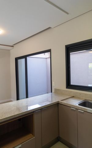 Casa de condomínio para alugar com 130m², 3 quartos e 2 vagas Casa de condomínio para alugar com 130m², 3 quartos e 2 vagasCozinha