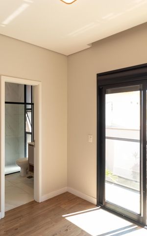 Casa de condomínio para alugar com 130m², 3 quartos e 2 vagas Casa de condomínio para alugar com 130m², 3 quartos e 2 vagasSuíte