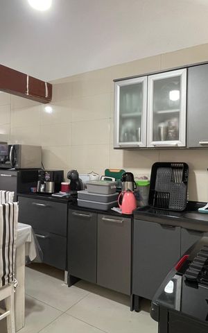 Casa para alugar com 157m², 4 quartos e 2 vagas Casa para alugar com 157m², 4 quartos e 2 vagasCozinha
