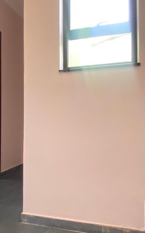 Casa à venda com 300m², 4 quartos e 5 vagas Casa à venda com 300m², 4 quartos e 5 vagasCorredor - Acesso
