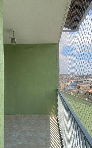 Casa à venda com 300m², 4 quartos e 5 vagas Casa à venda com 300m², 4 quartos e 5 vagasSuite - Varanda