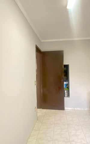 Casa à venda com 300m², 4 quartos e 5 vagas Casa à venda com 300m², 4 quartos e 5 vagasQuarto 1
