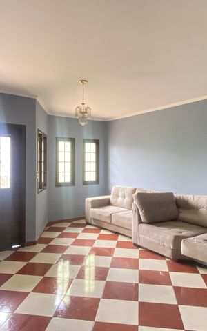 Casa à venda com 300m², 4 quartos e 5 vagas Casa à venda com 300m², 4 quartos e 5 vagasSala de Estar - Sala de Jantar