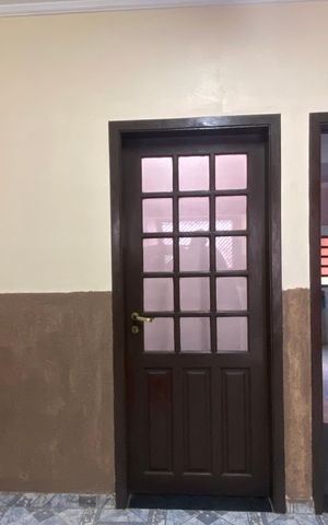 Casa à venda com 300m², 4 quartos e 5 vagas Casa à venda com 300m², 4 quartos e 5 vagasGaragem - Entrada